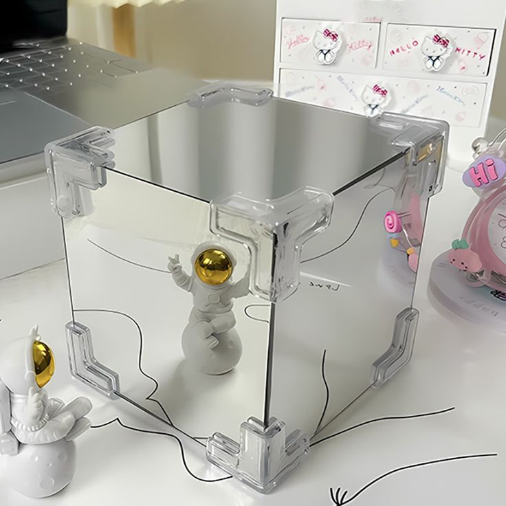 DIY - Do It Yourself - Tulip Cube Mirror Lamp,Flowers LED Decorative Lamp, 2 in 1 Mirror & Table Ornaments for Bedroom Livingroom Desktop Decor Birthday Gift